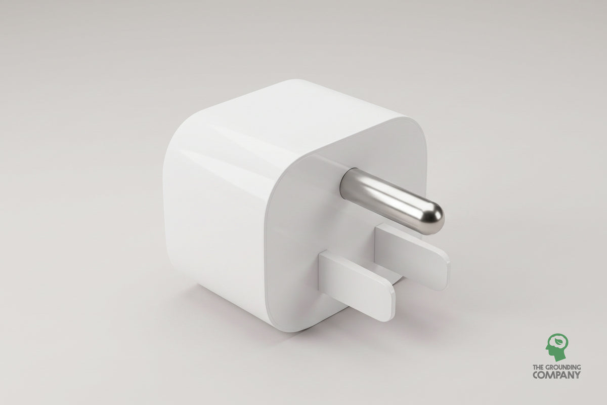 USA earth adapter, three-quarter angle